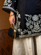Zareen Noir 3 PC Embroidery Suite