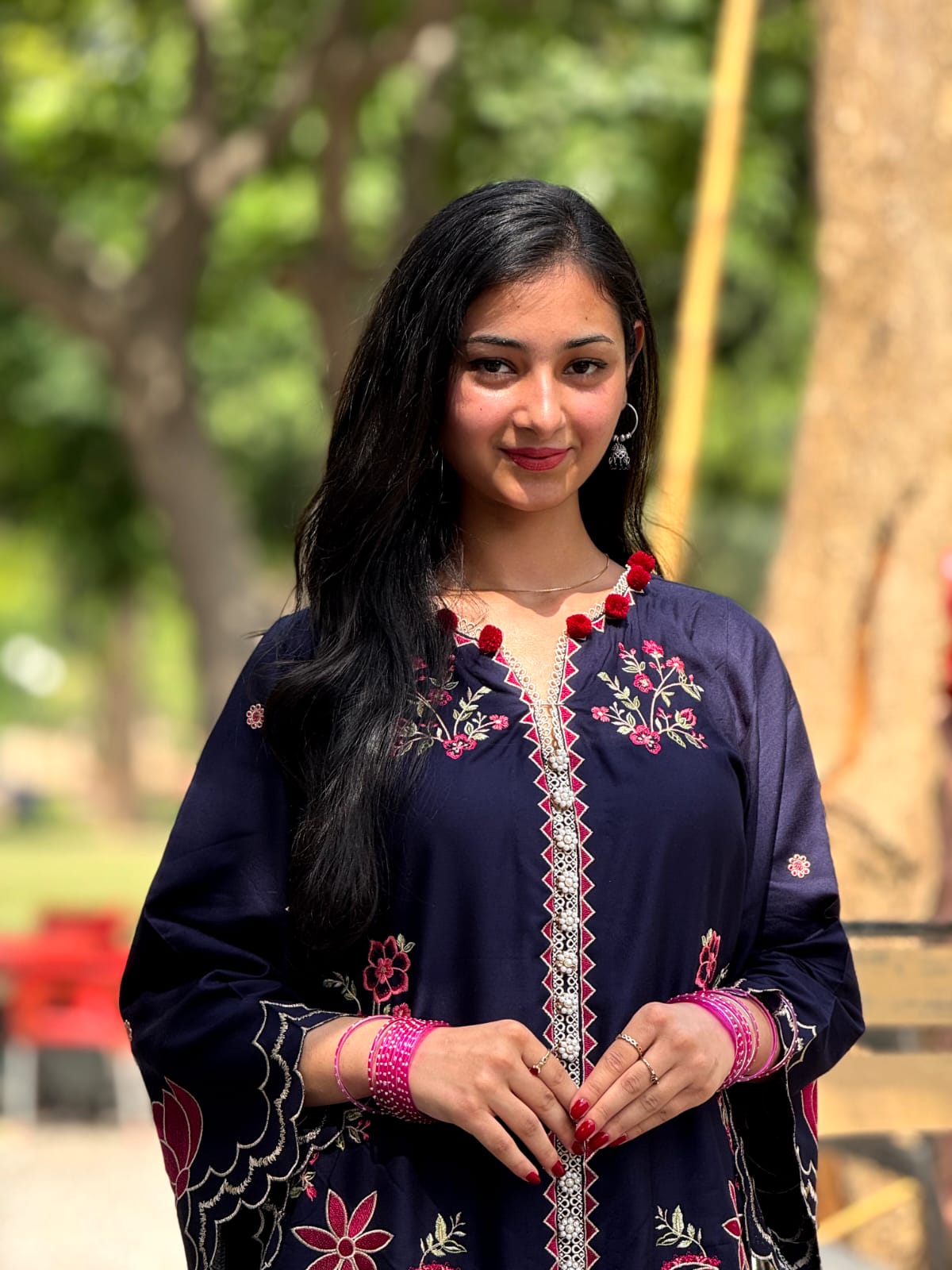 Neelofar – 2-Piece Embroidered Lawn Suit