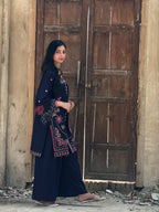 Neelofar – 2-Piece Embroidered Lawn Suit
